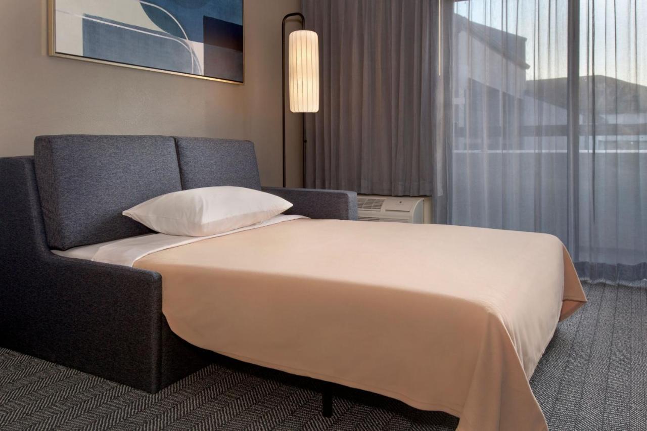 Courtyard By Marriott Tarrytown Westchester County Ngoại thất bức ảnh
