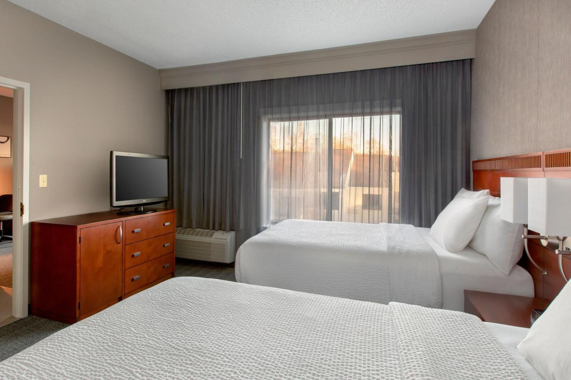 Courtyard By Marriott Tarrytown Westchester County Ngoại thất bức ảnh