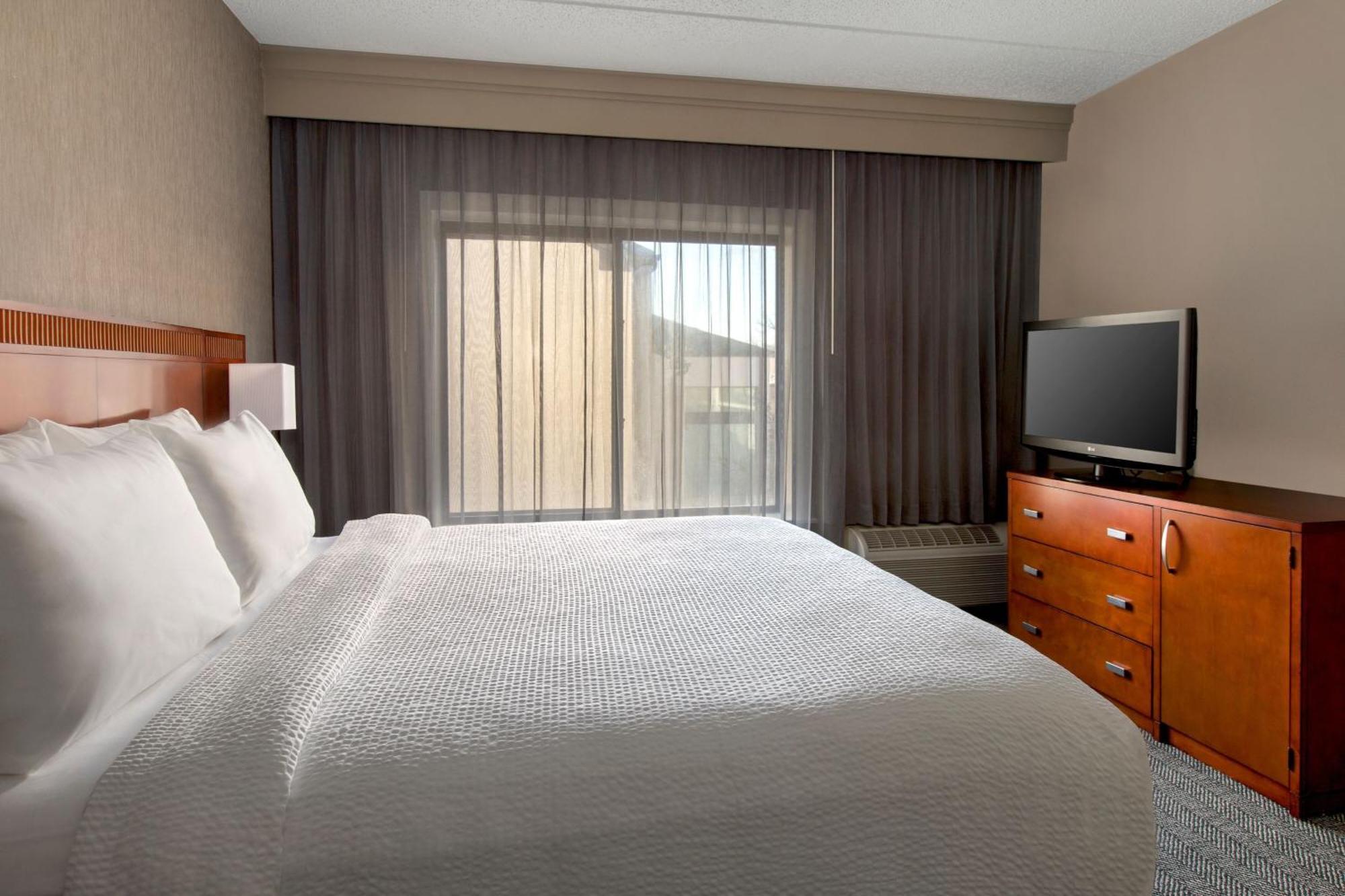 Courtyard By Marriott Tarrytown Westchester County Ngoại thất bức ảnh